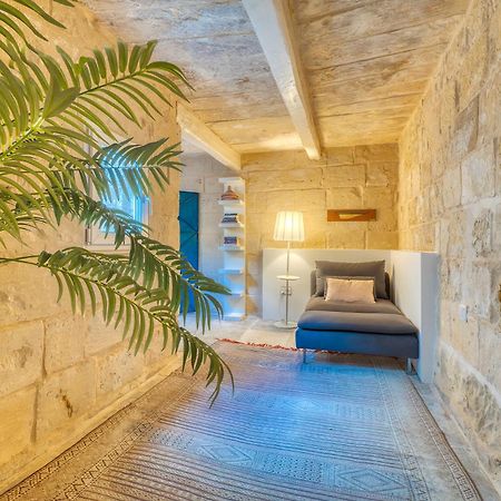Le Petit Voyage - Chill Out Villa Cospicua Bagian luar foto