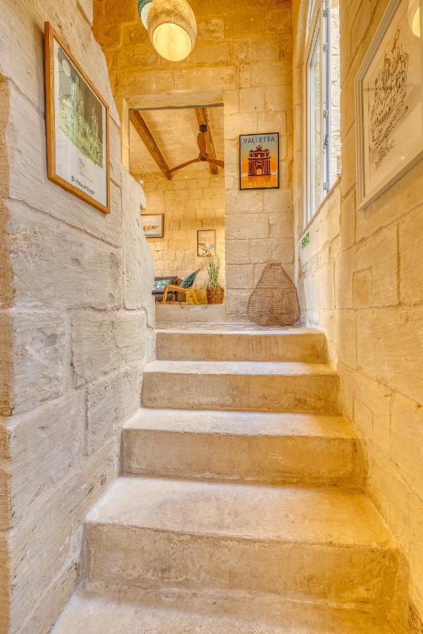 Le Petit Voyage - Chill Out Villa Cospicua Bagian luar foto