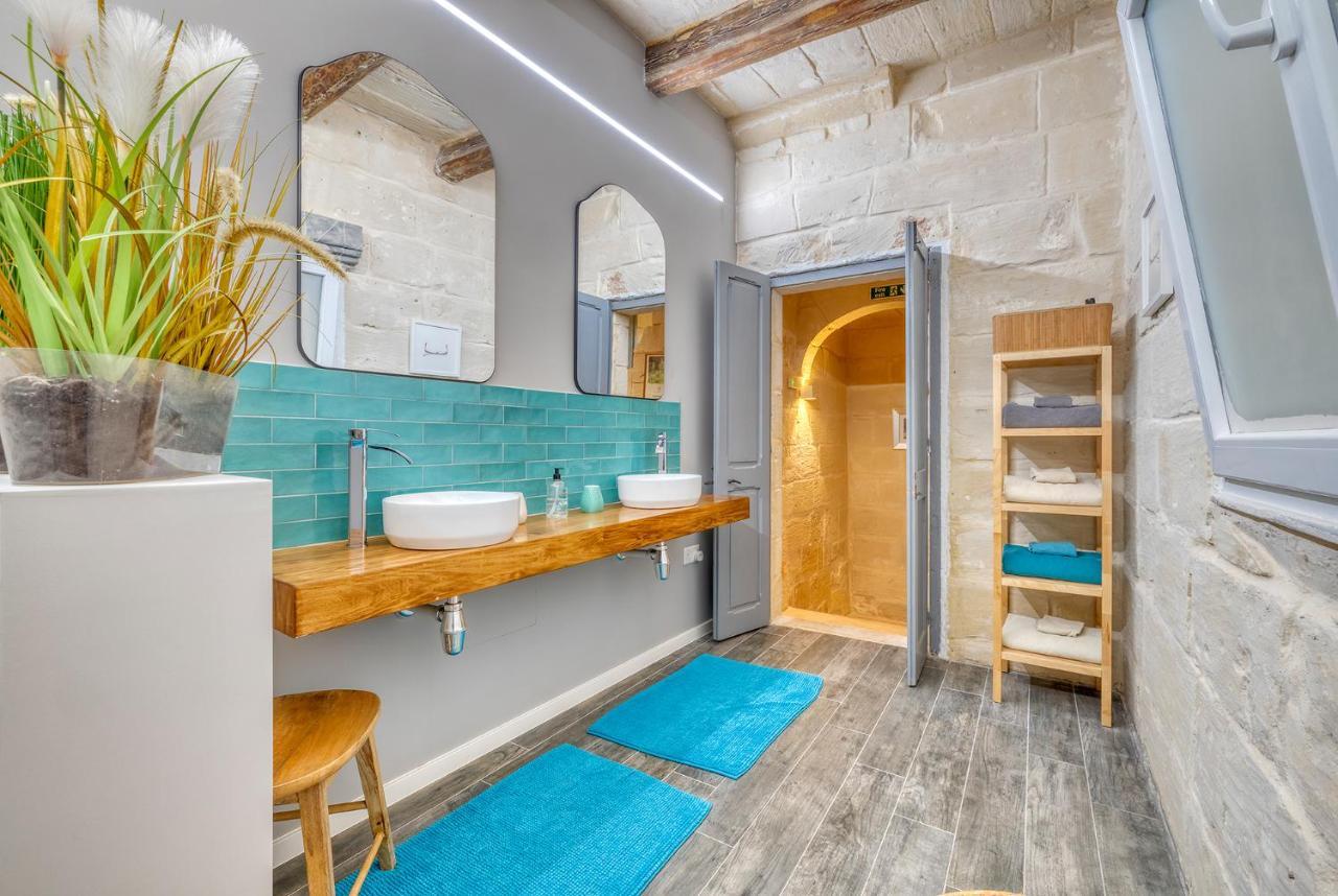 Le Petit Voyage - Chill Out Villa Cospicua Bagian luar foto