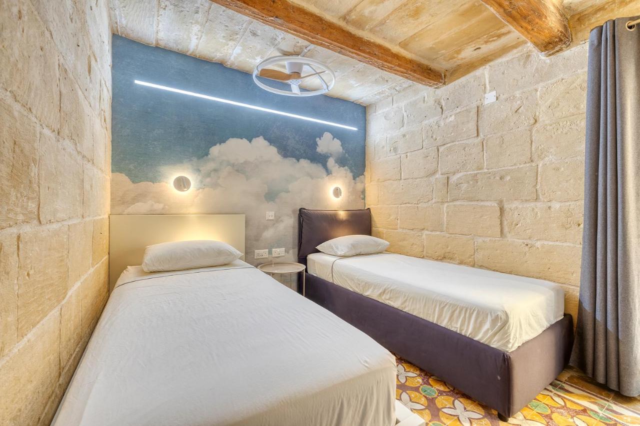 Le Petit Voyage - Chill Out Villa Cospicua Bagian luar foto
