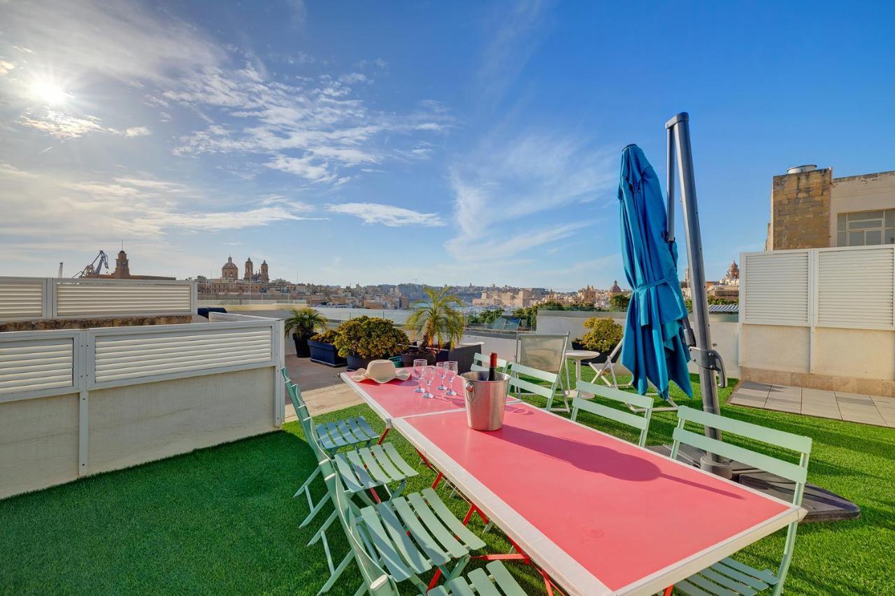 Le Petit Voyage - Chill Out Villa Cospicua Bagian luar foto